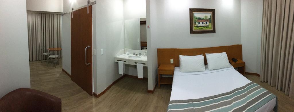 Di Giulio Hotel São José dos Campos Екстериор снимка